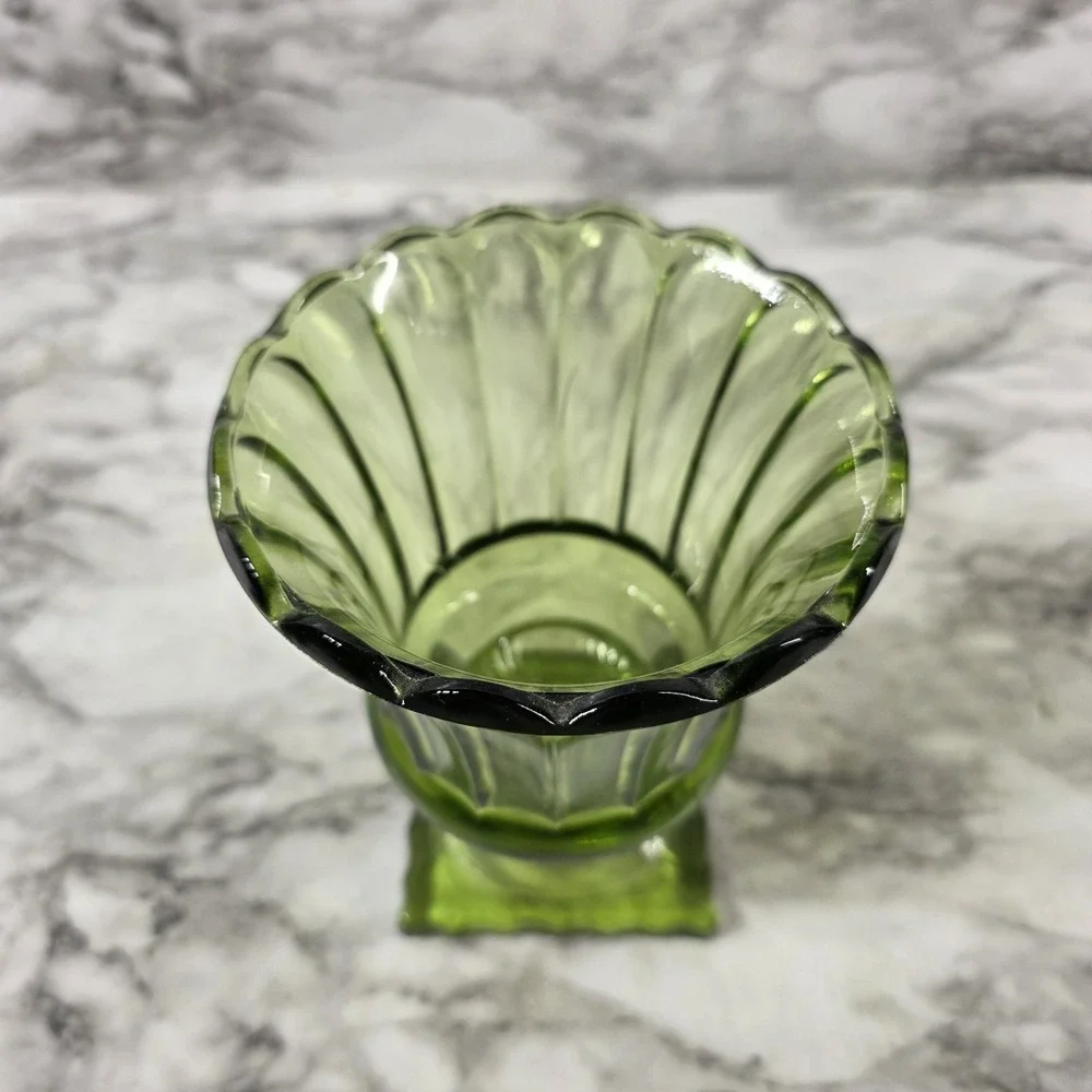 Vintage Green Indiana Glass Vase 6